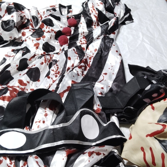 Spooktacular Creations Boys Clown Costume, Halloween Killer Clown Costume - Picture 2 of 5